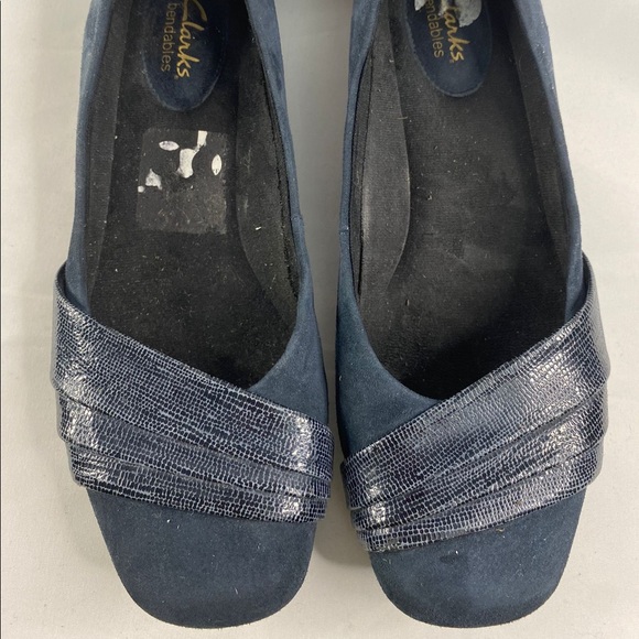 Clarks Bendables Navy Suede Flats - Picture 2 of 6